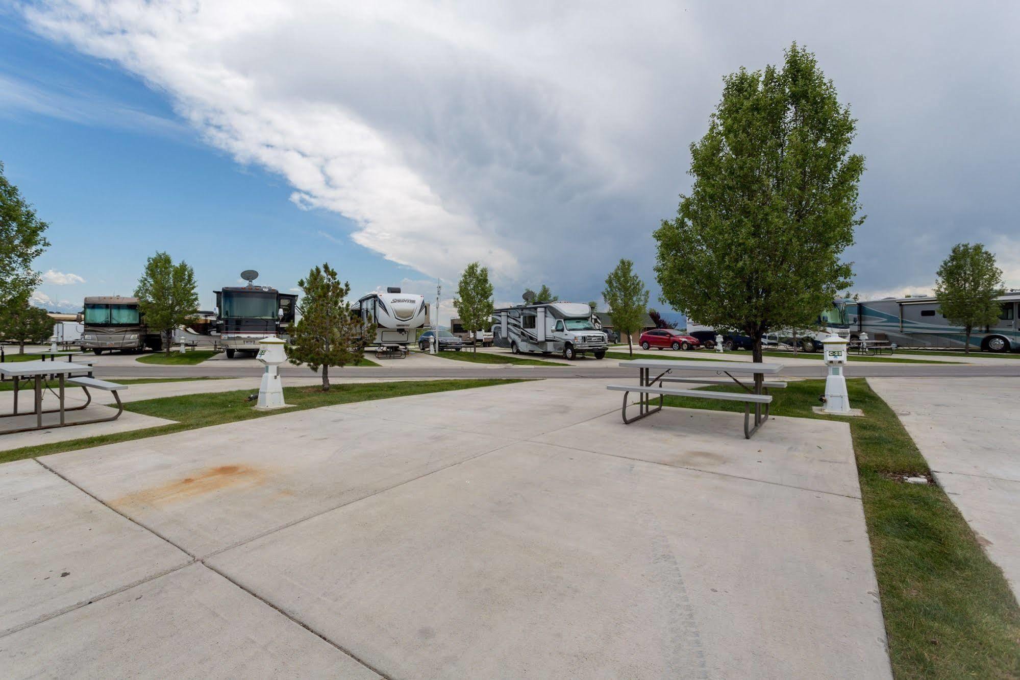 Pony Express Rv Resort North Salt Lake Exterior photo