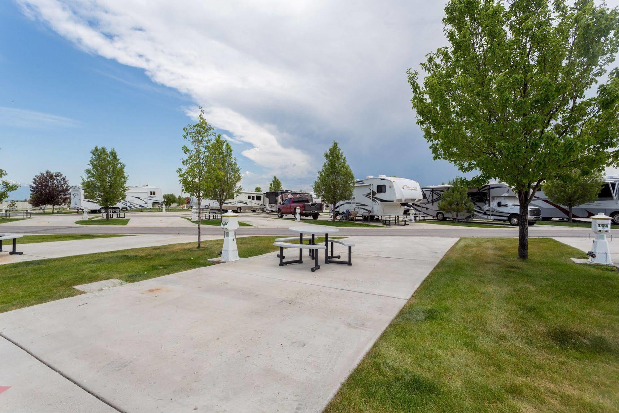 Pony Express Rv Resort North Salt Lake Exterior photo