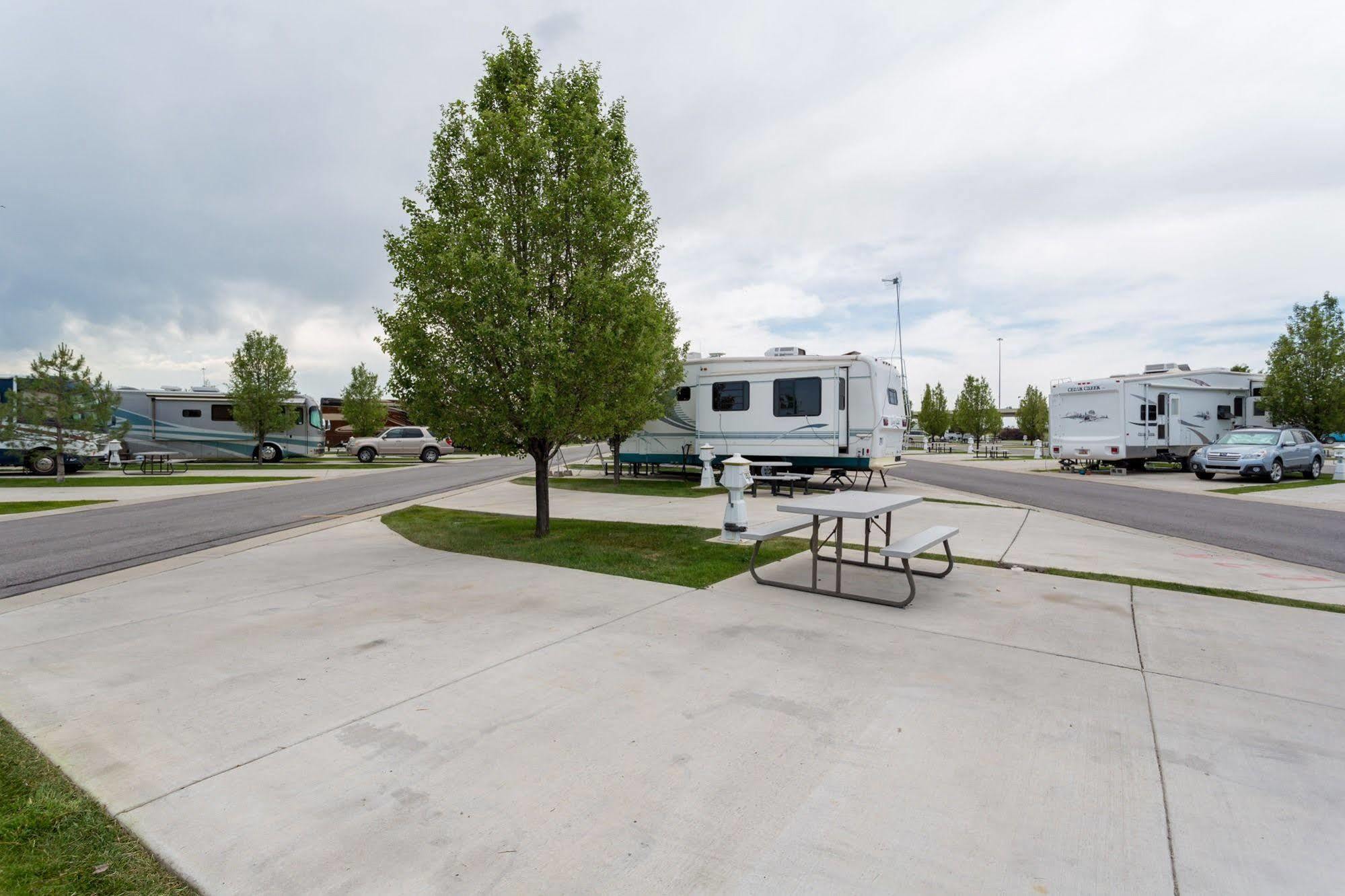 Pony Express Rv Resort North Salt Lake Exterior photo