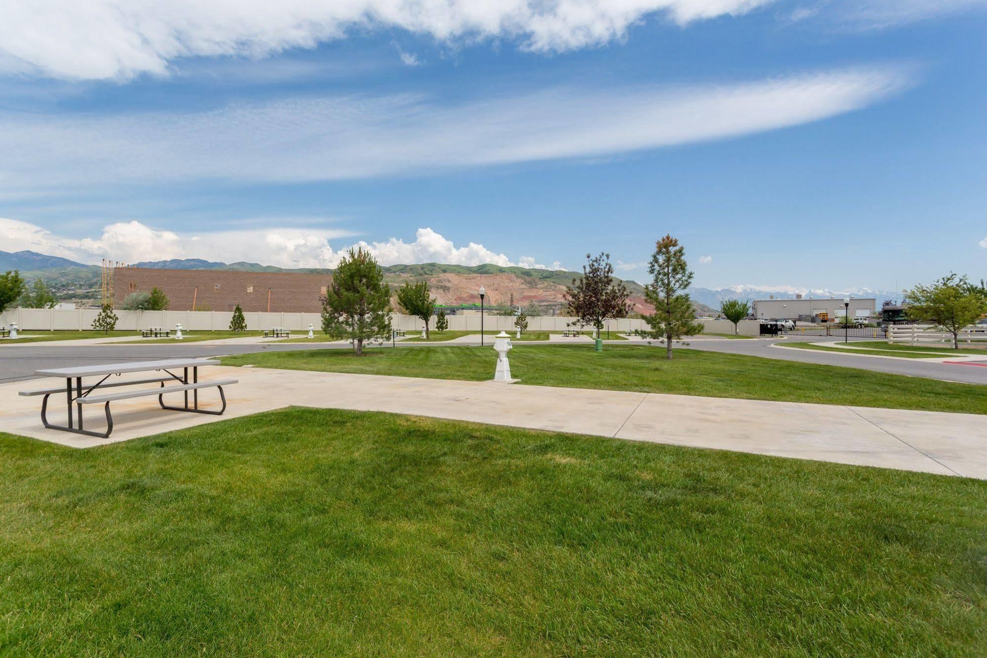 Pony Express Rv Resort North Salt Lake Exterior photo