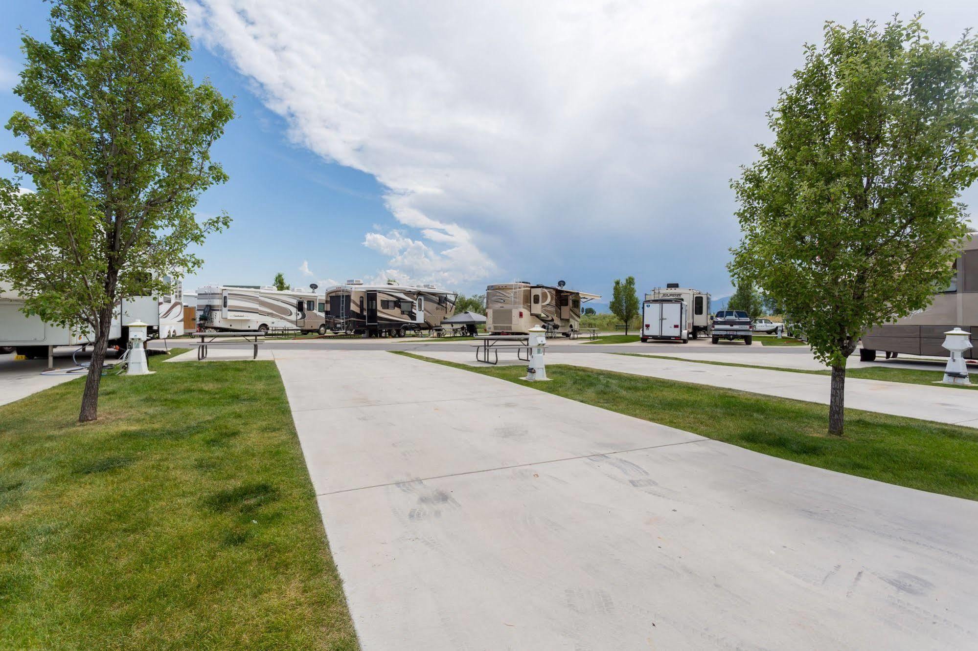 Pony Express Rv Resort North Salt Lake Exterior photo